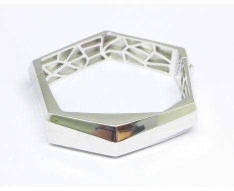 A Ronhami silver bangle, 89g, boxed