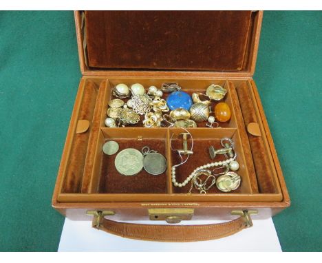 PARCEL OF VARIOUS GOLD COLOURED EARRINGS, PLUS OTHER SUNDRY ITEMS, CHRISTIAN DIOR EARRINGS, ETC.  ALL IN FITTED JEWELLERY BOX