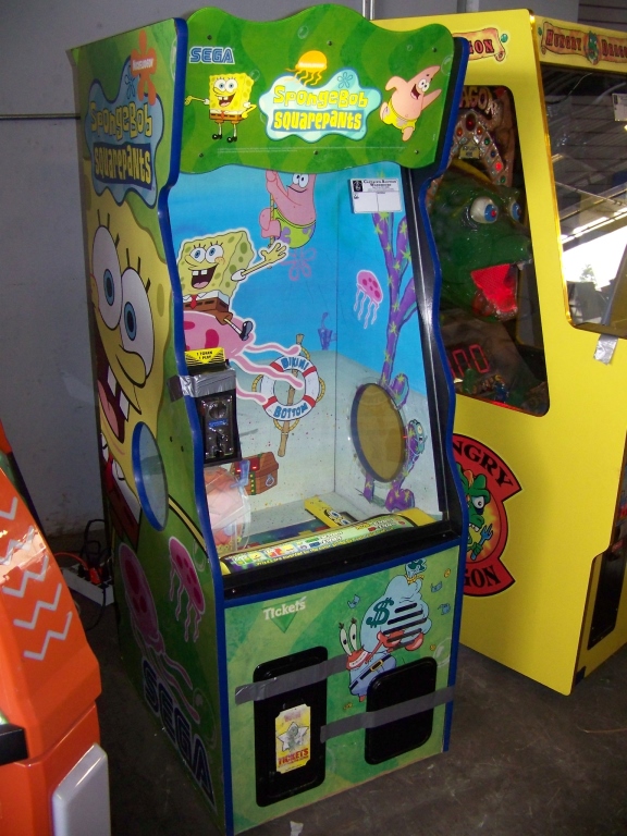 SPONGEBOB UNDERWATER TICKET REDEMPTION GAME Item is in used condition