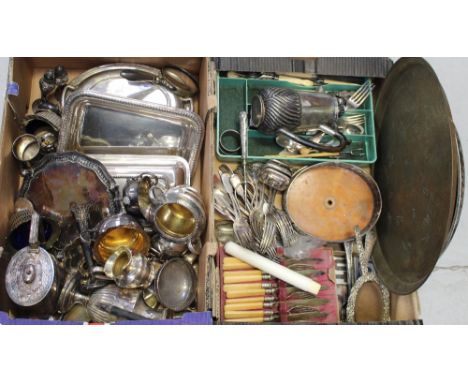 A good quantity of silver chafing dishes, flatware, teaware etc (2).
