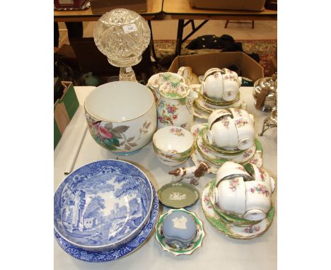 Forty-one pieces of Paragon 'Rockingham' pattern tea ware, three Spode 'Italian' blue and white bowls, other ceramics and a c