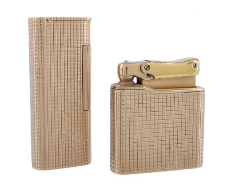  A 9 carat gold Monogas lighter by Kurt Weiss for Colibri,   partial hallmarks, chequer engraved, 4.7cm high, the gold conten