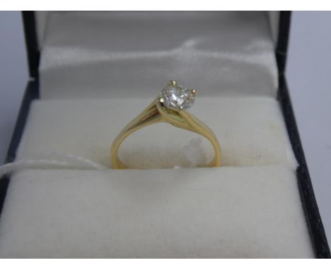 18ct Gold single stone solitaire ring in 4 claw setting 0.50 cts size K, approx 2.82g 