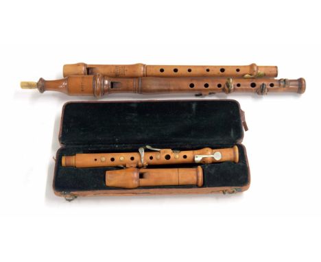 English boxwood flageolet with four keys stamped Jewell, England (D sharp key missing); also a six-holed single key duct flut