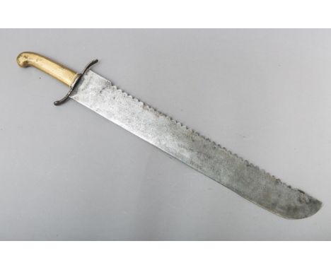 Pionier-Sägebajonett, Messinggriff, d. Sägeklinge identisch m. d. PreußischenPionierbajonett 1810, ohne Scheide.