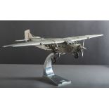 Flugzeugmodell "Ford Trimotor 1926"