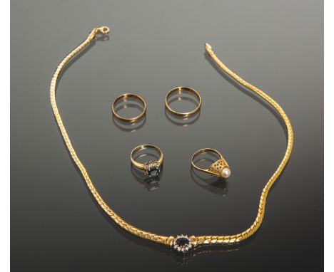 5-teiliges Konvolut von Schmuckstücken 585 GG, bestehend aus: 1x Collier m. Saphir- u.Brillantbesatz, 1x Ring m. Saphir- u. B