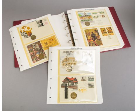 35-teiliges Konvolut von Numisbriefen, bestehend aus u. a.: 1. Jahrestag d. Maueröffnung9.11.1990, Deutsche Währungsunion Bon