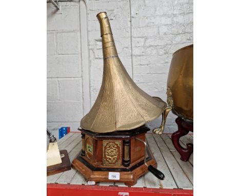 A wind up HMV gramophone with horn 