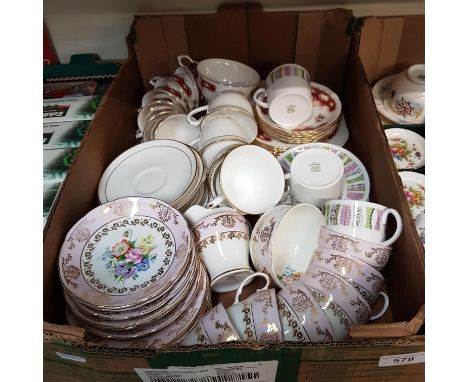 Fine bone china tea wares made in England including Royal Worcester â€˜Contessaâ€™, Shelley â€˜Cleopatraâ€™ etc. (approx 62 p