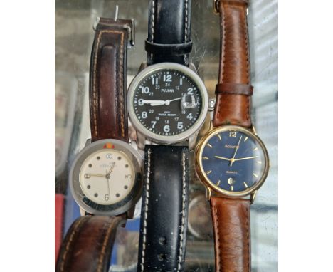 Three wristwatches; Accurist, Elesse and Pulsar.