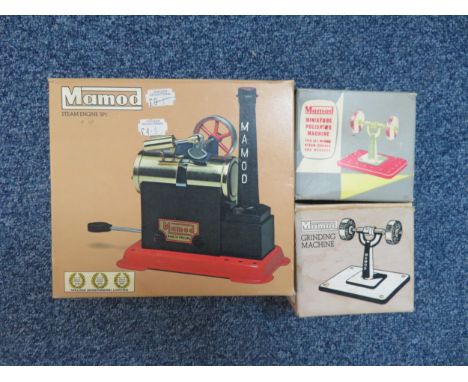 Mamod live steam Steam Engine No. SP1, appears to have never been fired or removed from box, generally excellent in excellent