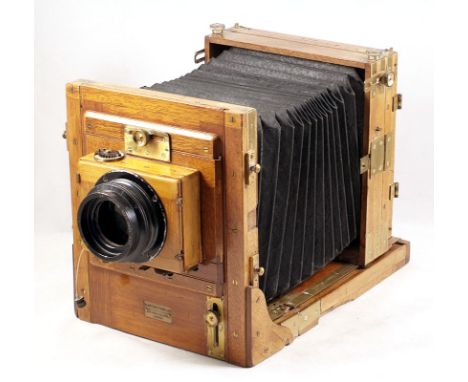 Watson 1/2 Plate Camera with Kershaw Soft Focus Lens. Watson & Sons 1/2 plate wood & brass camera, circa 1910. Roller blind s