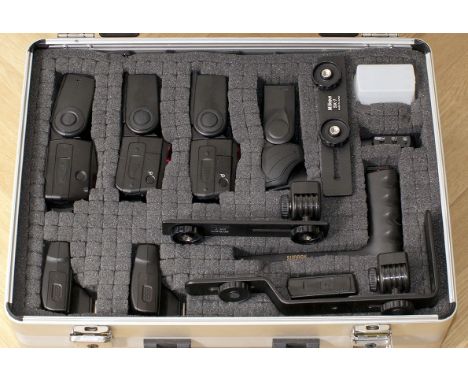 Extensive Nikon SB Speedlight System - All Tested. Comprising Nikon SB800, 2x SB600 & 2x SB400 Speedlights; SU-4 Controller, 