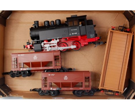 Piko G scale starter set comprising black 0-6-0 tank loco, 2x brown hoppers and a buff flat open