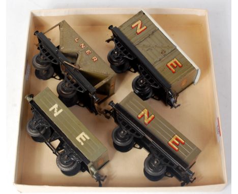 4x Hornby prewar LNER wagons including 1925-6 hopper on black unlettered open axleguard base, grey body, gold LNER both sides