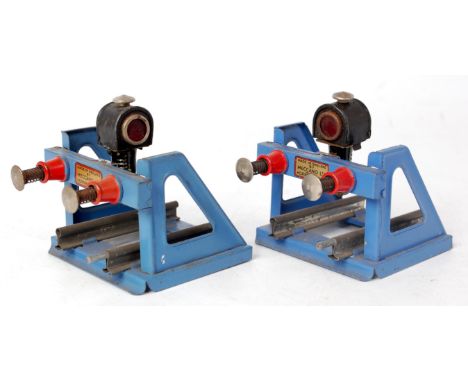 Hornby 1933-9 2x No. 1E buffer stops, lighter blue (G)