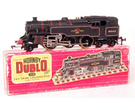 A Hornby Dublo 2218 standard 4 tank engine very minor blemishes to paintwork (G-BG)