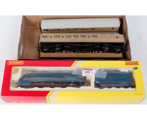 A Hornby Railroad R2779 LNER blue class A4 engine and tender 'Falcon' DCC ready (M-BM), together with 4 Gresley teak coaches,
