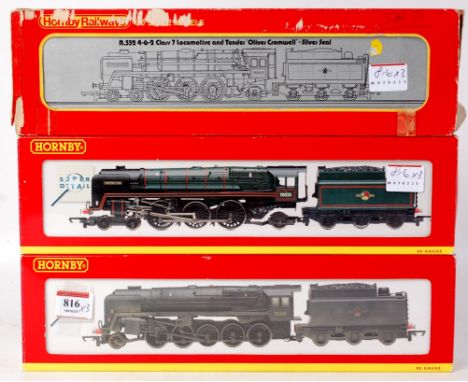 Hornby R2248 factory weathered class 9F engine and tender '92239' (NM-BNM), R2272 Class 7MT Western Star engine and tender (N