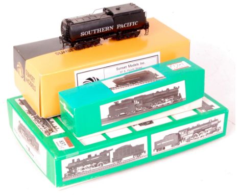 A Bowser Models H0 American brass/whitemetal kit to build a Pennsylvania Mountain class 4-8-2 engine and tender (M-BM), toget