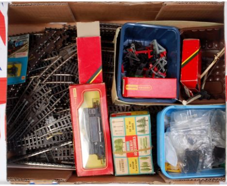3 trays containing quantity of Triang Hornby mainly super 4 and series 6 track and points, buildings and other scenic items, 
