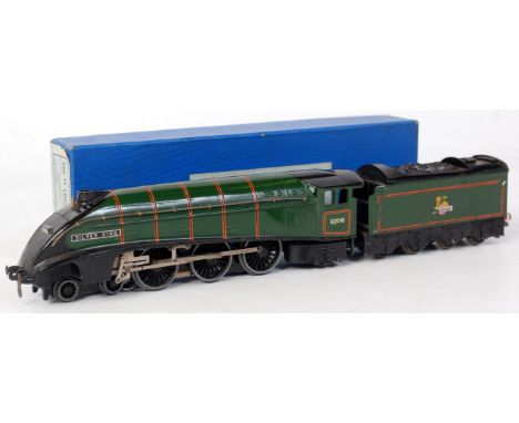 A Hornby Dublo gloss green EDL11 Silver King engine and tender, box for loco only which appears to be little used (VG-BVG), t
