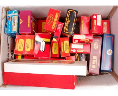 Box of empty boxes Hornby, Triang, Mainline, Bachmann etc (a/f)