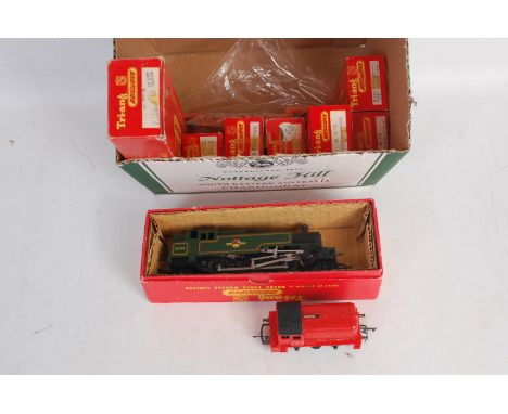Triang R59 green 2-6-2 tank engine with smoke (G-BG) R228 Pullman car and 7 wagons (one unboxed) (G-BG), red Dock shunter (G)