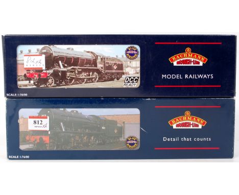 A Bachmann 32-256 WD Austerity 2-8-0 engine and tender BR black 90566 (G-BF) and 32-276 class K3, BR lined black No. 61932 wi