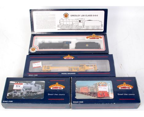A Bachmann 31-851A class J39 engine and tender (NM-BG), BR black 31-609A class V3 tank engine Hopper Bunker, Westinghouse pum