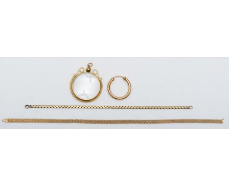A 9ct gold framed photograph locket, 39mm, a single 9kt gold hoop earring, a 375 gold flat link chain, and an unmarked gold c