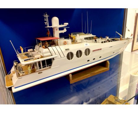 A commercial working kit model of the super yacht Antipodean.  L. 120cm Radio control obsolete.