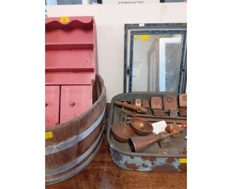 A mixed vintage lot to include copper printing blocks of clocks, mixed metalware, a wash bowl and a pink painted kitchen wall