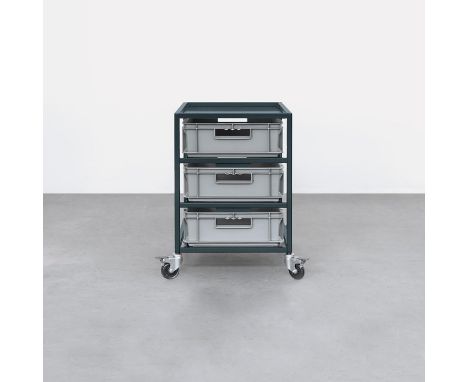 Jörg Schellmann, Rollcontainer 'Tool Cart Low' aus einer Kleinstserie, 2011H. 66 x 46 x 60 cm. Schellmann Furniture, München.