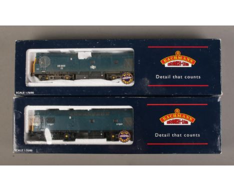 Two boxed Bachmann Branch-Line OO gauge diesel locomotives to include D7667 BR Blue Snow Plough and 25083 Br Blue Weathered. 