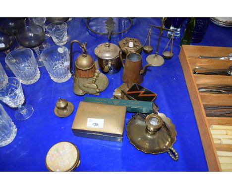 VARIOUS MIXED BRASS AND OTHER WARES TO INCLUDE SMALL BALANCE SCALES, CIGARETTE BOX, CHAMBER STICK ETC