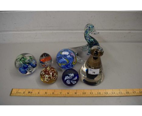 FIVE MODERN PAPERWEIGHTS PLUS TWO FURTHER ART GLASS ORNAMENTS