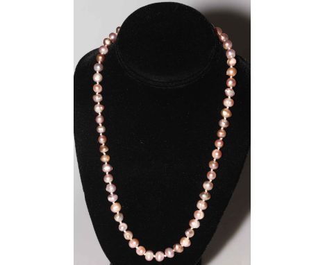 Lustre pearl bead necklace with 18 carat gold clasp, 50cm length.