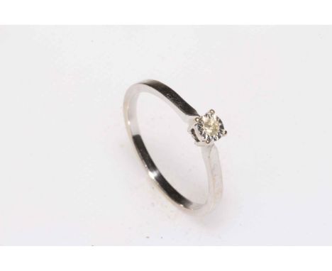 Diamond illusion set 9 carat white gold ring, size P.