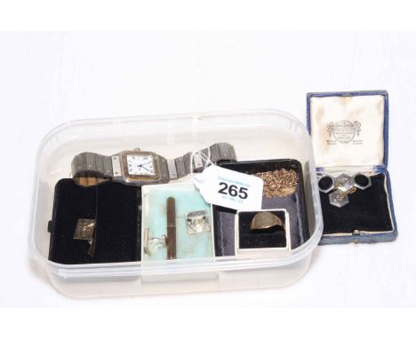 Box with silver toothpick, Cartier wristwatch, gold ring and Mary pendant, silver cufflinks and pocket knife.