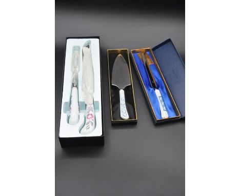 2 boxed Coalport cake knives and a boxed Spode carving set