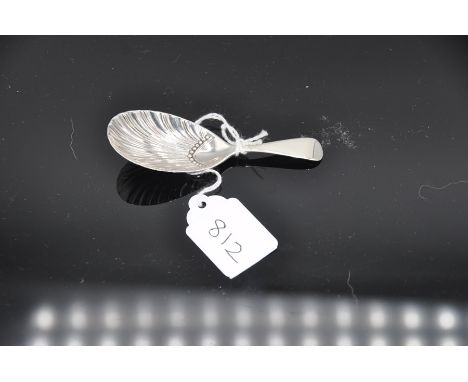 Silver caddy spoon 9.8 grams