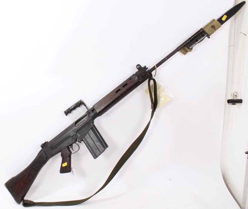 Lithgow military SLR 7.62mm self loading rifle, with certificate of ...