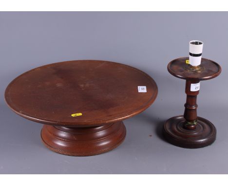 A mahogany Lazy Susan, 15" dia, and a polished mahogany table lamp