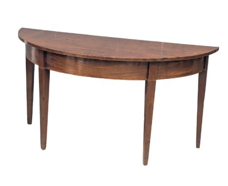 A George III inlaid mahogany side table / console table. Circa 1800. 136x56x70cm(8)