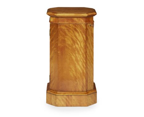 VICTORIAN FLAME BIRCH LAMP PEDESTAL 19TH CENTURY the octagonal top with a moulded edge over a long door opening to a shelved 