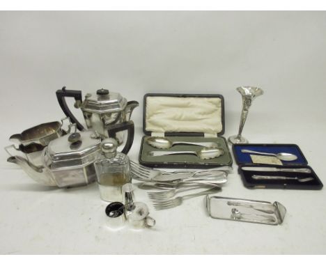 Edwardian silver specimen vase with flared trumpet rim, weighted base, by J Sherwood & sons, cased George IV silver Kings pat