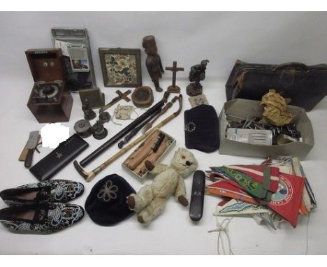 Victorian style bamboo riding crop with horn handle, Automobile association work case, collection of wooden carvings, quantit