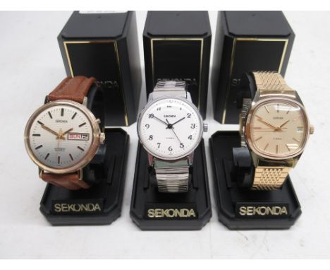Sekonda gold plated automatic wristwatch with day/date on matching leather strap, signed textured gradient dial with baton in